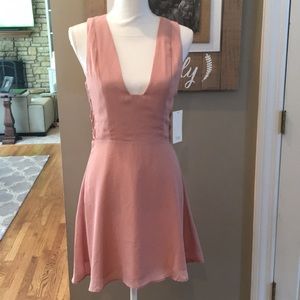 Toby dusty pink v neck side lace dress